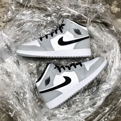 Air Jordan 1 Mid "Light Smoke Grey" Light Smoke Grey/Black-White 554724 092 AJ1 Jordan